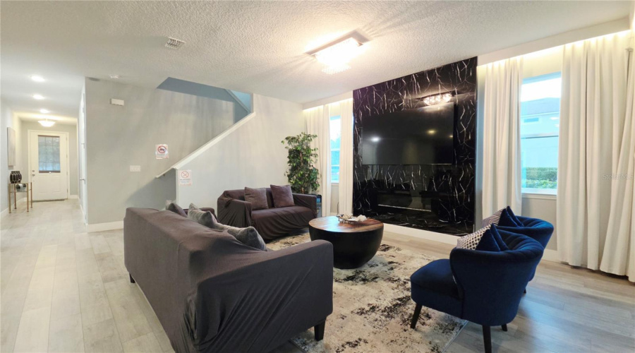 KISSIMMEE, Florida 34747, 6 Bedrooms Bedrooms, ,4 BathroomsBathrooms,Residential,For Sale,PELICAN COVE,0,MFRO6417089