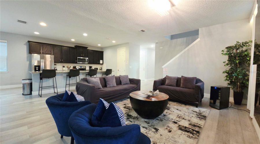 KISSIMMEE, Florida 34747, 6 Bedrooms Bedrooms, ,4 BathroomsBathrooms,Residential,For Sale,PELICAN COVE,0,MFRO6417089
