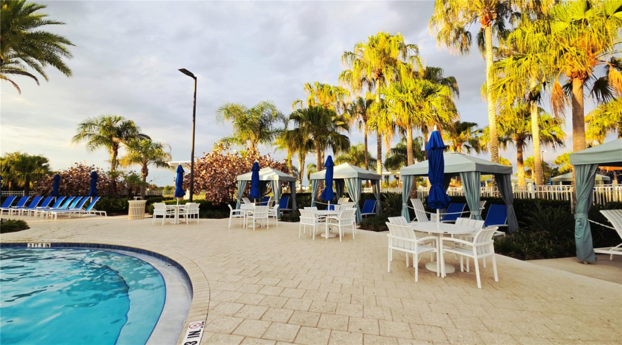 KISSIMMEE, Florida 34747, 6 Bedrooms Bedrooms, ,4 BathroomsBathrooms,Residential,For Sale,PELICAN COVE,0,MFRO6417089