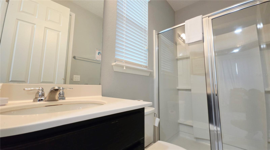 KISSIMMEE, Florida 34747, 6 Bedrooms Bedrooms, ,4 BathroomsBathrooms,Residential,For Sale,PELICAN COVE,0,MFRO6417089