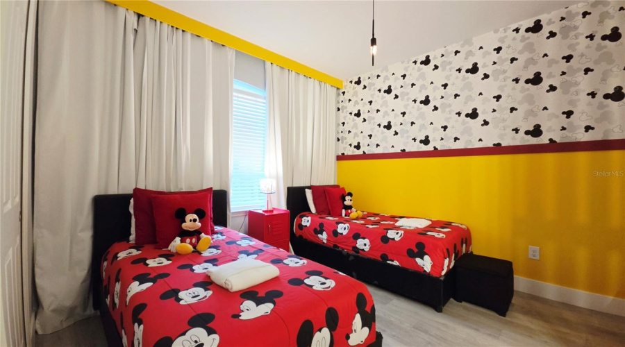 KISSIMMEE, Florida 34747, 6 Bedrooms Bedrooms, ,4 BathroomsBathrooms,Residential,For Sale,PELICAN COVE,0,MFRO6417089