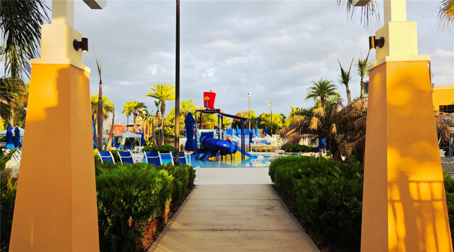 KISSIMMEE, Florida 34747, 6 Bedrooms Bedrooms, ,4 BathroomsBathrooms,Residential,For Sale,PELICAN COVE,0,MFRO6417089