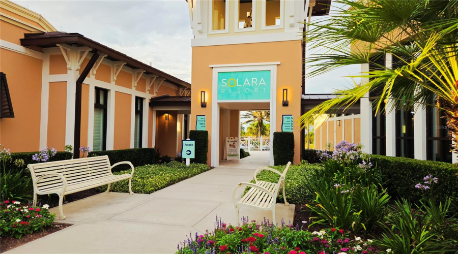 KISSIMMEE, Florida 34747, 6 Bedrooms Bedrooms, ,4 BathroomsBathrooms,Residential,For Sale,PELICAN COVE,0,MFRO6417089
