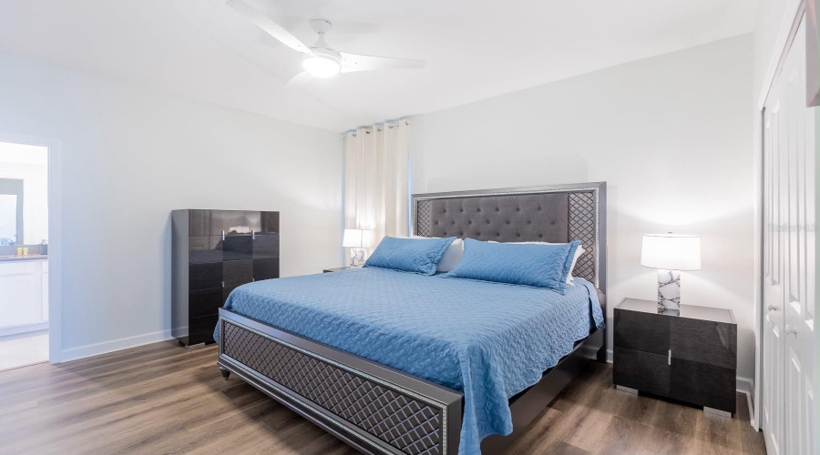 DAVENPORT, Florida 33896, 5 Bedrooms Bedrooms, ,5 BathroomsBathrooms,Residential,For Sale,PLAY THROUGH,0,MFRO6415351