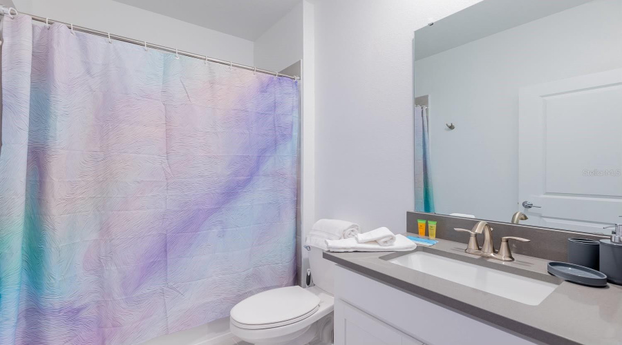 DAVENPORT, Florida 33896, 5 Bedrooms Bedrooms, ,5 BathroomsBathrooms,Residential,For Sale,PLAY THROUGH,0,MFRO6415351