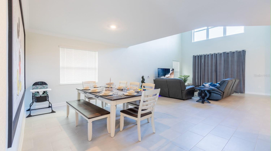 DAVENPORT, Florida 33896, 5 Bedrooms Bedrooms, ,5 BathroomsBathrooms,Residential,For Sale,PLAY THROUGH,0,MFRO6415351