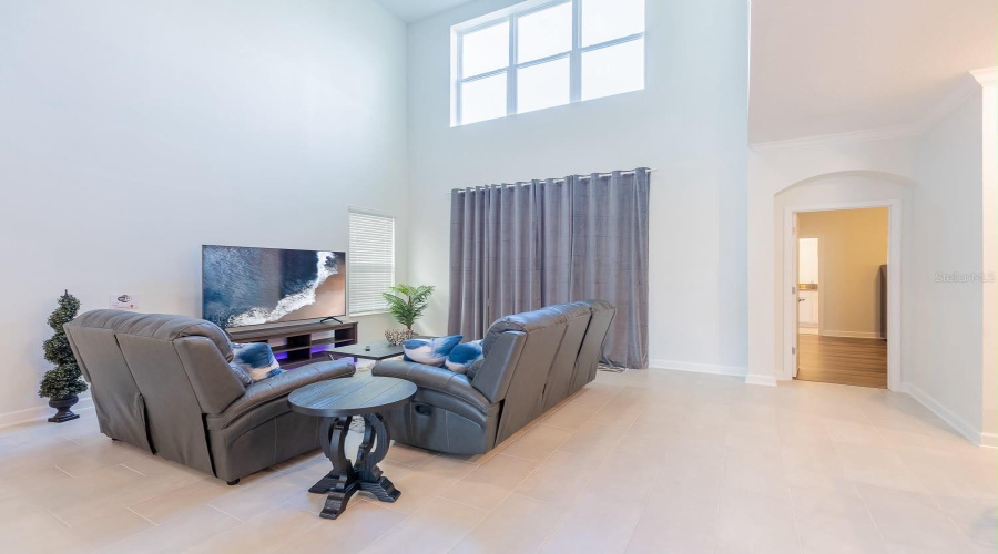 DAVENPORT, Florida 33896, 5 Bedrooms Bedrooms, ,5 BathroomsBathrooms,Residential,For Sale,PLAY THROUGH,0,MFRO6415351