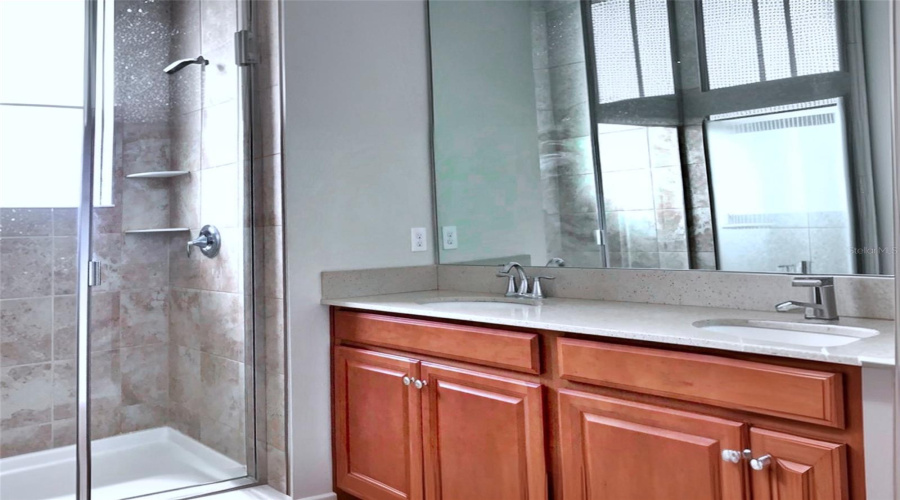 DAVENPORT, Florida 33896, 3 Bedrooms Bedrooms, ,2 BathroomsBathrooms,Residential,For Sale,ROYAL ST GEORGE,0,MFRO6414466