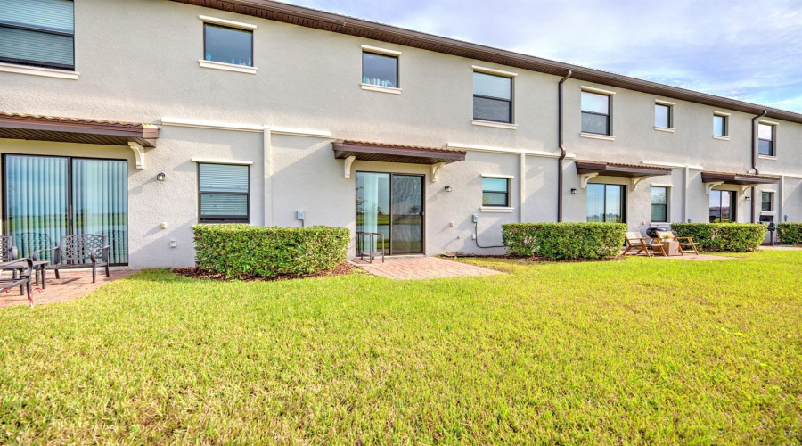 DAVENPORT, Florida 33896, 3 Bedrooms Bedrooms, ,2 BathroomsBathrooms,Residential,For Sale,ROYAL ST GEORGE,0,MFRO6414466