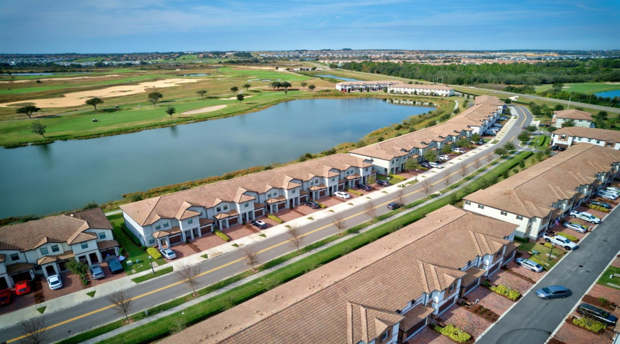 DAVENPORT, Florida 33896, 3 Bedrooms Bedrooms, ,2 BathroomsBathrooms,Residential,For Sale,ROYAL ST GEORGE,0,MFRO6414466