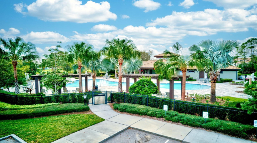 DAVENPORT, Florida 33896, 3 Bedrooms Bedrooms, ,2 BathroomsBathrooms,Residential,For Sale,ROYAL ST GEORGE,0,MFRO6414466