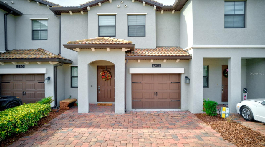 DAVENPORT, Florida 33896, 3 Bedrooms Bedrooms, ,2 BathroomsBathrooms,Residential,For Sale,ROYAL ST GEORGE,0,MFRO6414466