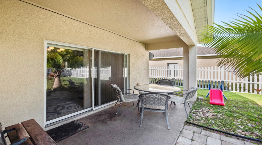 KISSIMMEE, Florida 34746, 4 Bedrooms Bedrooms, ,2 BathroomsBathrooms,Residential,For Sale,SPRING BLOSSOM,0,MFRS5151862