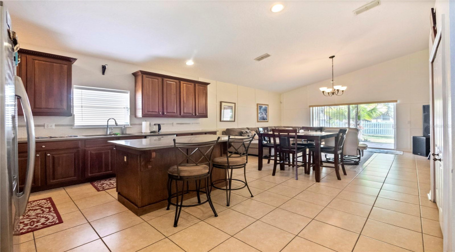 KISSIMMEE, Florida 34746, 4 Bedrooms Bedrooms, ,2 BathroomsBathrooms,Residential,For Sale,SPRING BLOSSOM,0,MFRS5151862