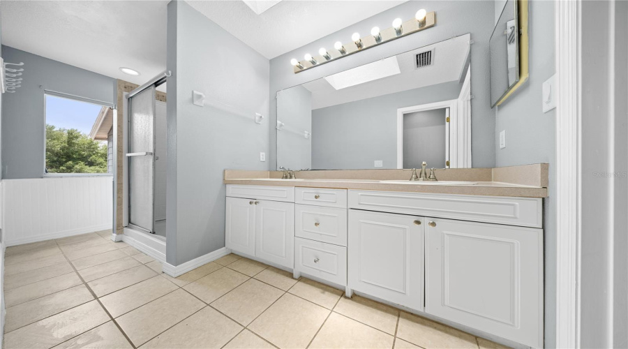 DAVENPORT, Florida 33897, 3 Bedrooms Bedrooms, ,3 BathroomsBathrooms,Residential,For Sale,ORCHID,0,MFRO6413987