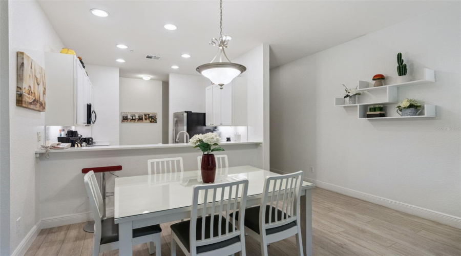 DAVENPORT, Florida 33897, 3 Bedrooms Bedrooms, ,2 BathroomsBathrooms,Residential,For Sale,LUCAYA,0,MFRO6416880