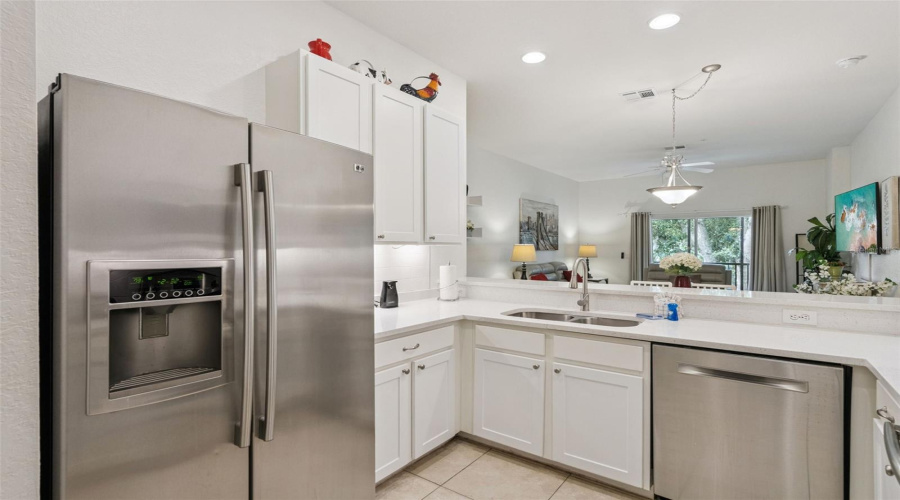 DAVENPORT, Florida 33897, 3 Bedrooms Bedrooms, ,2 BathroomsBathrooms,Residential,For Sale,LUCAYA,0,MFRO6416880