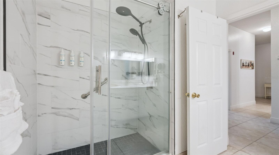 DAVENPORT, Florida 33897, 3 Bedrooms Bedrooms, ,2 BathroomsBathrooms,Residential,For Sale,LUCAYA,0,MFRO6416880