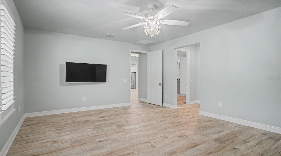 KISSIMMEE, Florida 34746, 4 Bedrooms Bedrooms, ,4 BathroomsBathrooms,Residential,For Sale,AGOSTINO,0,MFRO6417134