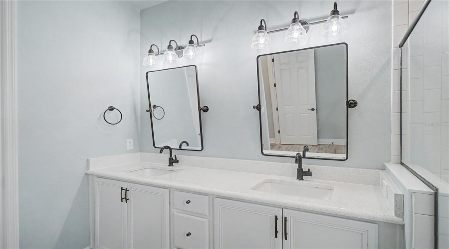 KISSIMMEE, Florida 34746, 4 Bedrooms Bedrooms, ,4 BathroomsBathrooms,Residential,For Sale,AGOSTINO,0,MFRO6417134