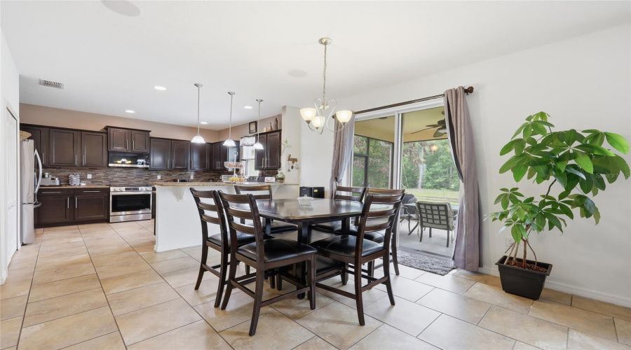 DAVENPORT, Florida 33896, 4 Bedrooms Bedrooms, ,2 BathroomsBathrooms,Residential,For Sale,SEQUOIA,0,MFRO6417095