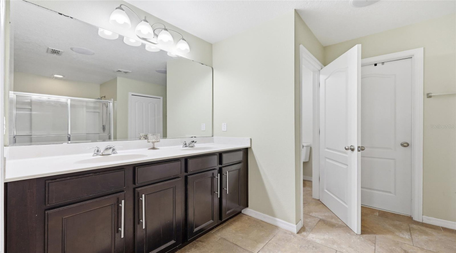 DAVENPORT, Florida 33896, 4 Bedrooms Bedrooms, ,2 BathroomsBathrooms,Residential,For Sale,SEQUOIA,0,MFRO6417095
