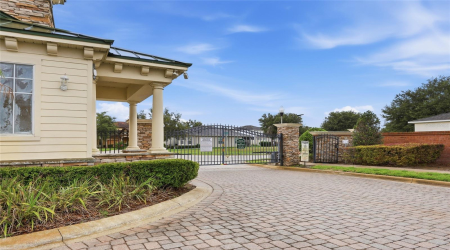 DAVENPORT, Florida 33896, 4 Bedrooms Bedrooms, ,2 BathroomsBathrooms,Residential,For Sale,SEQUOIA,0,MFRO6417095