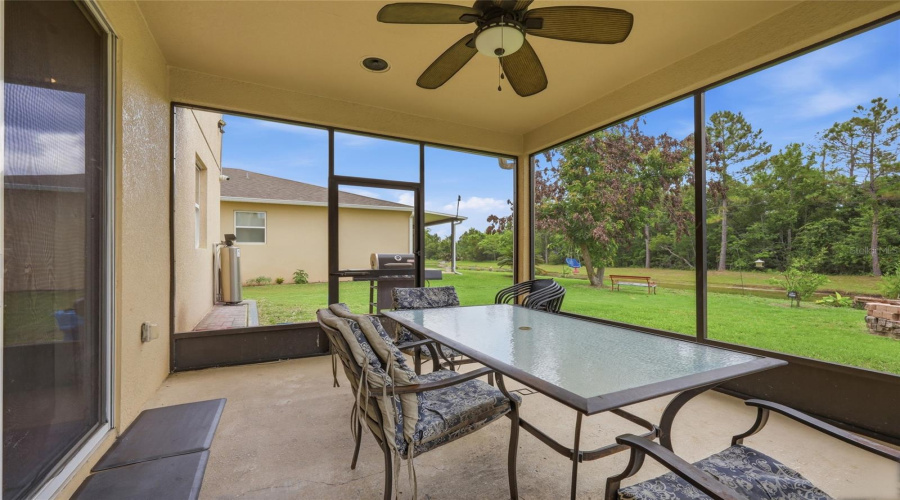 DAVENPORT, Florida 33896, 4 Bedrooms Bedrooms, ,2 BathroomsBathrooms,Residential,For Sale,SEQUOIA,0,MFRO6417095