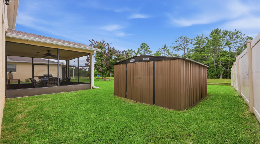 DAVENPORT, Florida 33896, 4 Bedrooms Bedrooms, ,2 BathroomsBathrooms,Residential,For Sale,SEQUOIA,0,MFRO6417095