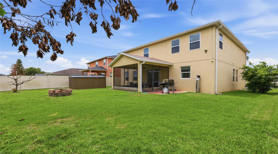 DAVENPORT, Florida 33896, 4 Bedrooms Bedrooms, ,2 BathroomsBathrooms,Residential,For Sale,SEQUOIA,0,MFRO6417095