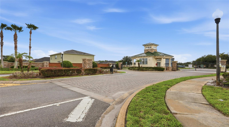 DAVENPORT, Florida 33896, 4 Bedrooms Bedrooms, ,2 BathroomsBathrooms,Residential,For Sale,SEQUOIA,0,MFRO6417095