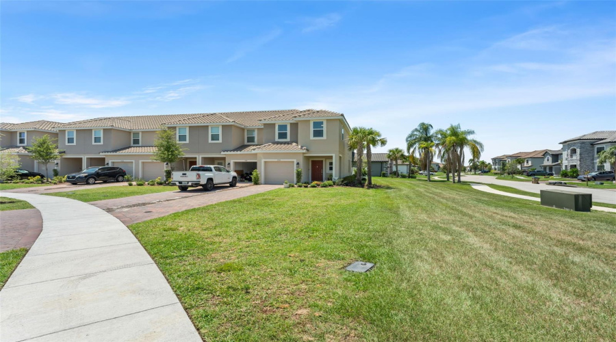 KISSIMMEE, Florida 34746, 3 Bedrooms Bedrooms, ,2 BathroomsBathrooms,Residential,For Sale,LANDING NET,0,MFRO6416193