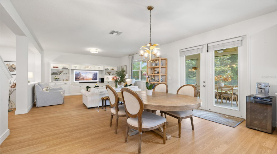 ORLANDO, Florida 32836, 4 Bedrooms Bedrooms, ,3 BathroomsBathrooms,Residential,For Sale,WAKEWORTH,0,MFRO6406126