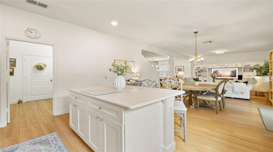 ORLANDO, Florida 32836, 4 Bedrooms Bedrooms, ,3 BathroomsBathrooms,Residential,For Sale,WAKEWORTH,0,MFRO6406126