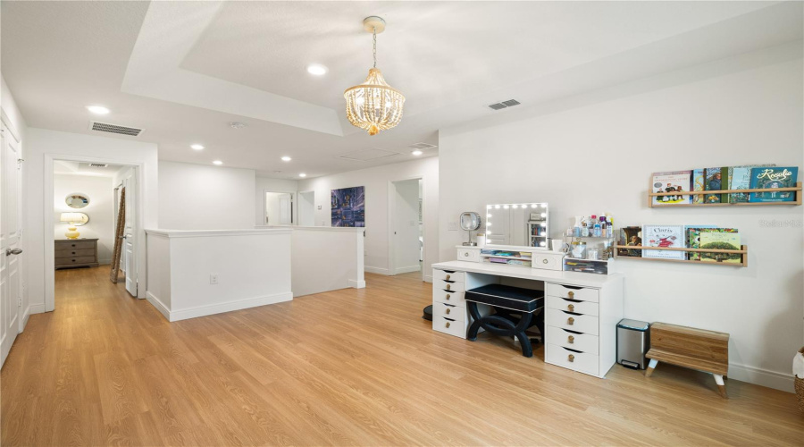 ORLANDO, Florida 32836, 4 Bedrooms Bedrooms, ,3 BathroomsBathrooms,Residential,For Sale,WAKEWORTH,0,MFRO6406126