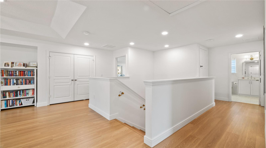 ORLANDO, Florida 32836, 4 Bedrooms Bedrooms, ,3 BathroomsBathrooms,Residential,For Sale,WAKEWORTH,0,MFRO6406126