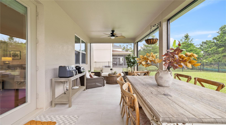 ORLANDO, Florida 32836, 4 Bedrooms Bedrooms, ,3 BathroomsBathrooms,Residential,For Sale,WAKEWORTH,0,MFRO6406126