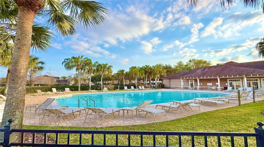 DAVENPORT, Florida 33896, 6 Bedrooms Bedrooms, ,6 BathroomsBathrooms,Residential,For Sale,WINDSOR,0,MFRTB8495409
