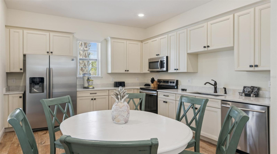 KISSIMMEE, Florida 34747, 4 Bedrooms Bedrooms, ,3 BathroomsBathrooms,Residential,For Sale,LOST SHAKER,0,MFRW7886703