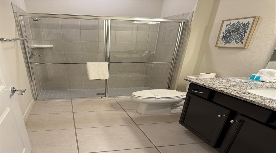 DAVENPORT, Florida 33897, 5 Bedrooms Bedrooms, ,4 BathroomsBathrooms,Residential,For Sale,JETTY WAY,0,MFRO6416126