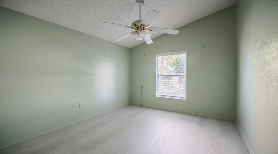 DAVENPORT, Florida 33837, 3 Bedrooms Bedrooms, ,2 BathroomsBathrooms,Residential,For Sale,CHINA BERRY,0,MFRTB8519632