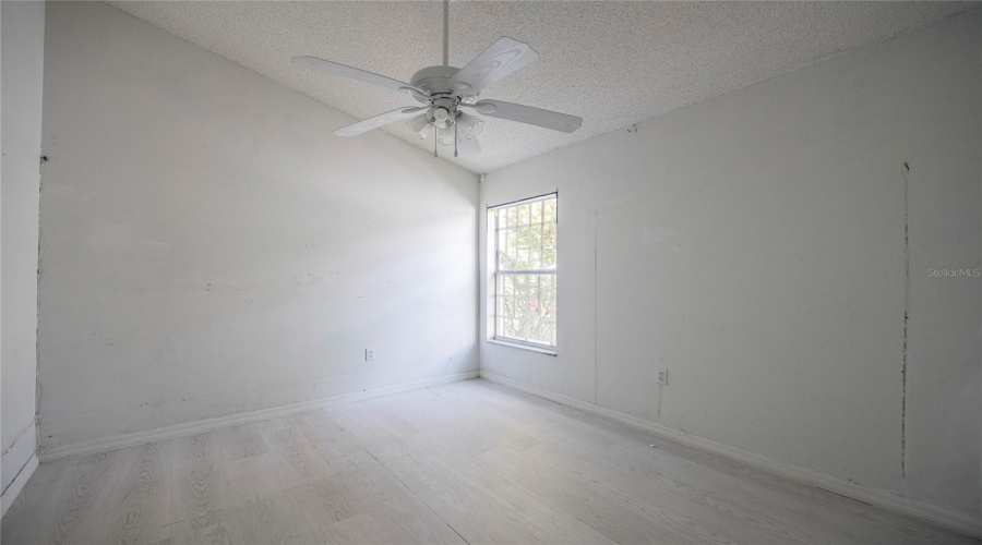 DAVENPORT, Florida 33837, 3 Bedrooms Bedrooms, ,2 BathroomsBathrooms,Residential,For Sale,CHINA BERRY,0,MFRTB8519632