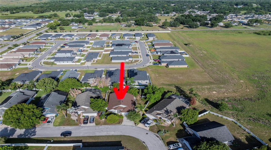 DAVENPORT, Florida 33837, 3 Bedrooms Bedrooms, ,2 BathroomsBathrooms,Residential,For Sale,CHINA BERRY,0,MFRTB8519632