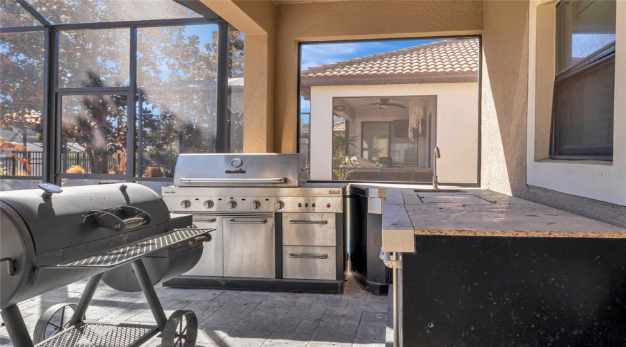 Outdoor Kitchen
