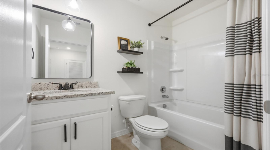DAVENPORT, Florida 33837, 3 Bedrooms Bedrooms, ,2 BathroomsBathrooms,Residential,For Sale,WOODEN,0,MFRO6417577