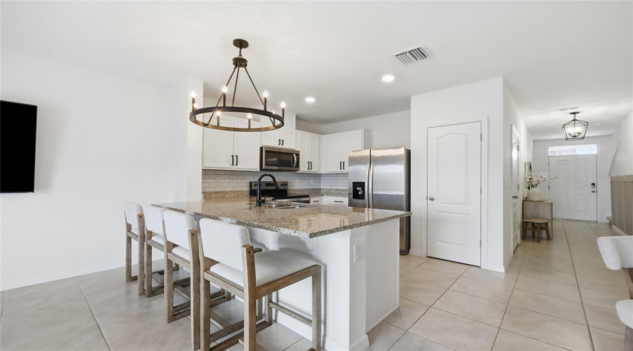 DAVENPORT, Florida 33837, 3 Bedrooms Bedrooms, ,2 BathroomsBathrooms,Residential,For Sale,WOODEN,0,MFRO6417577