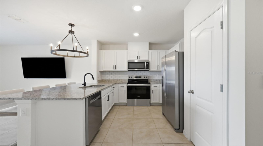 DAVENPORT, Florida 33837, 3 Bedrooms Bedrooms, ,2 BathroomsBathrooms,Residential,For Sale,WOODEN,0,MFRO6417577