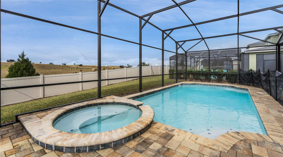 KISSIMMEE, Florida 34747, 9 Bedrooms Bedrooms, ,6 BathroomsBathrooms,Residential,For Sale,CARIBBEAN VIEW,0,MFRS5152046