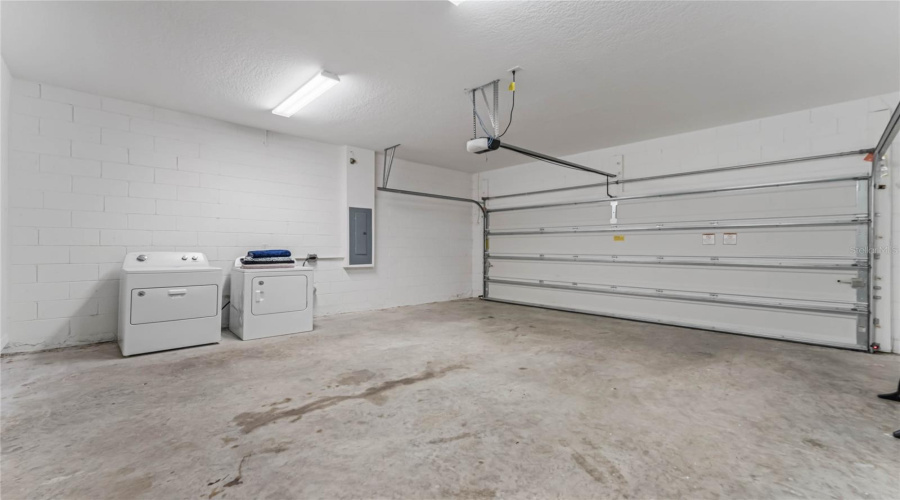 KISSIMMEE, Florida 34747, 9 Bedrooms Bedrooms, ,6 BathroomsBathrooms,Residential,For Sale,CARIBBEAN VIEW,0,MFRS5152046