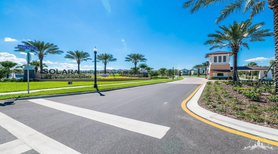 KISSIMMEE, Florida 34747, 9 Bedrooms Bedrooms, ,6 BathroomsBathrooms,Residential,For Sale,CARIBBEAN VIEW,0,MFRS5152046